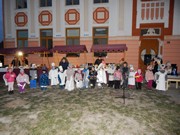 Rozsvícení stromečku u MŠ